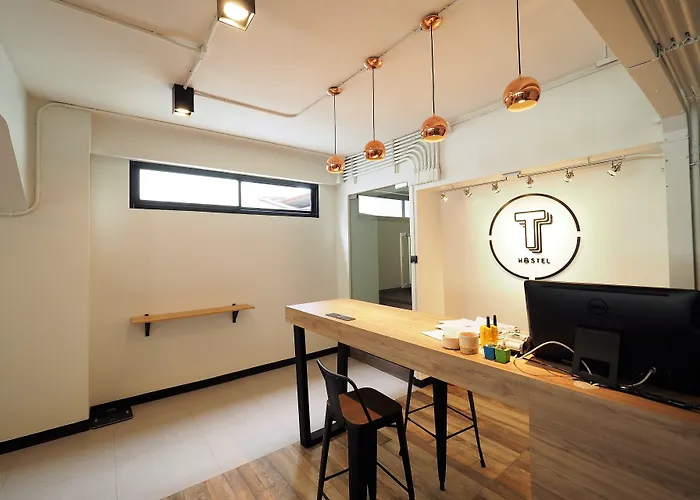 Hostel T @ Victory Monument *
