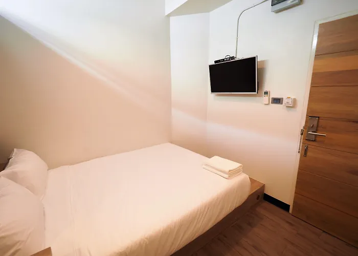 Hostel T @ Victory Monument