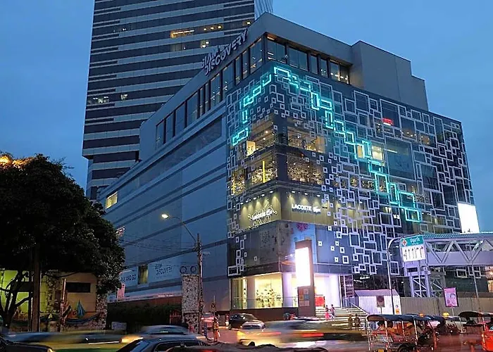 Hostel T @ Victory Monument *